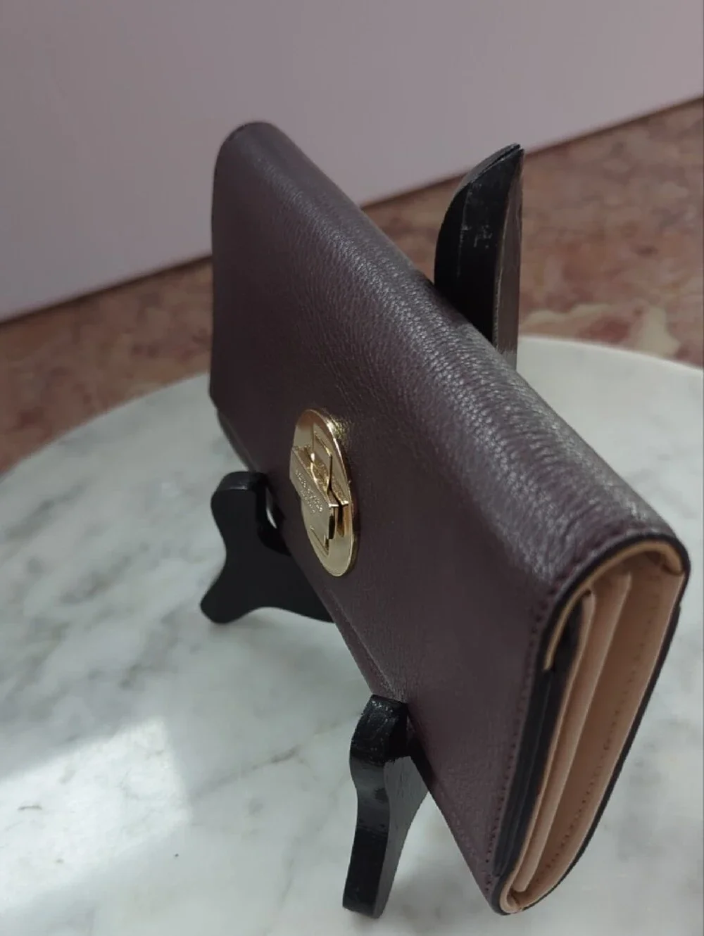 kate spade dark brown leather wallet (Retail) with gold hardware